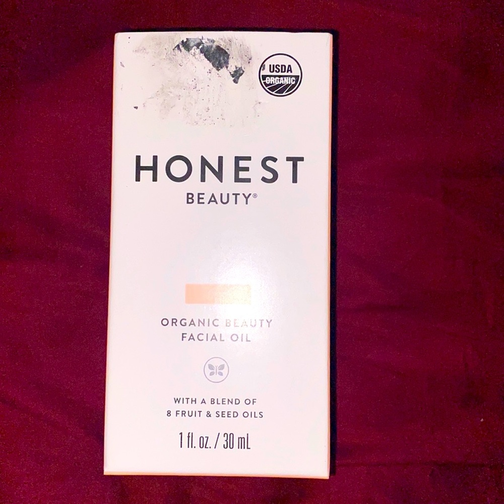 Honest beauty facial oil